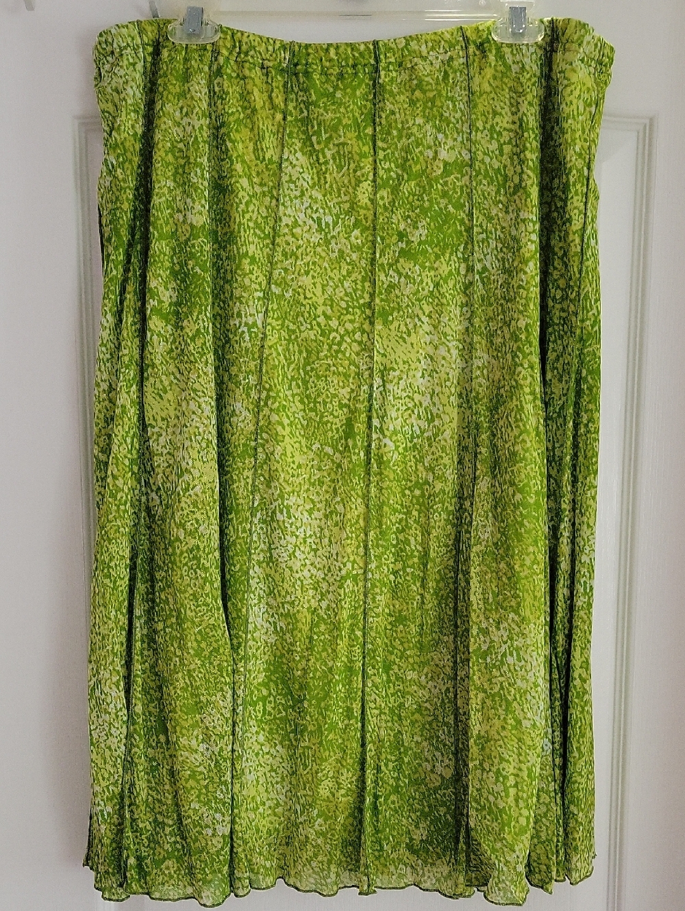 Vibrant Green Knit Skirt